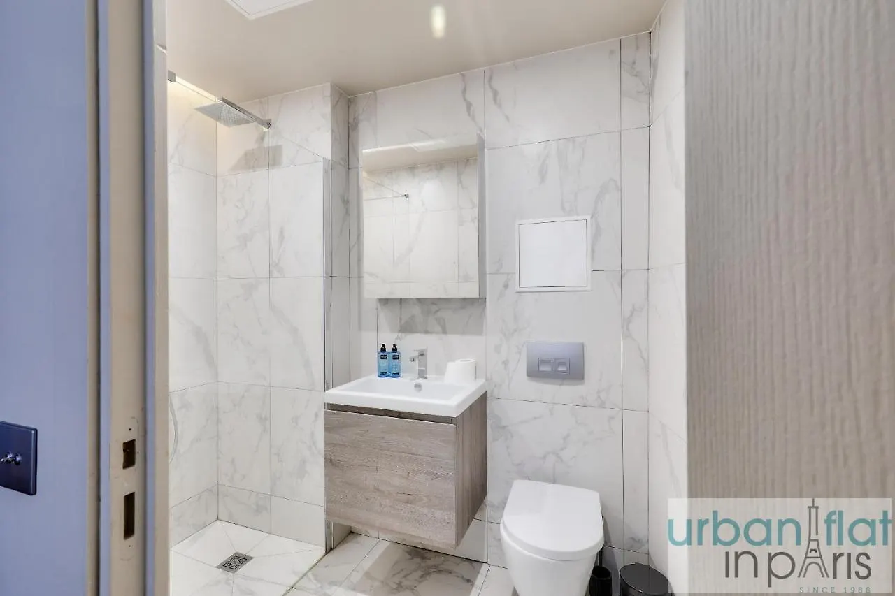 Апартаменты Urban Flat 110 - Luxury 3Bdr Flat Near Opera Париж